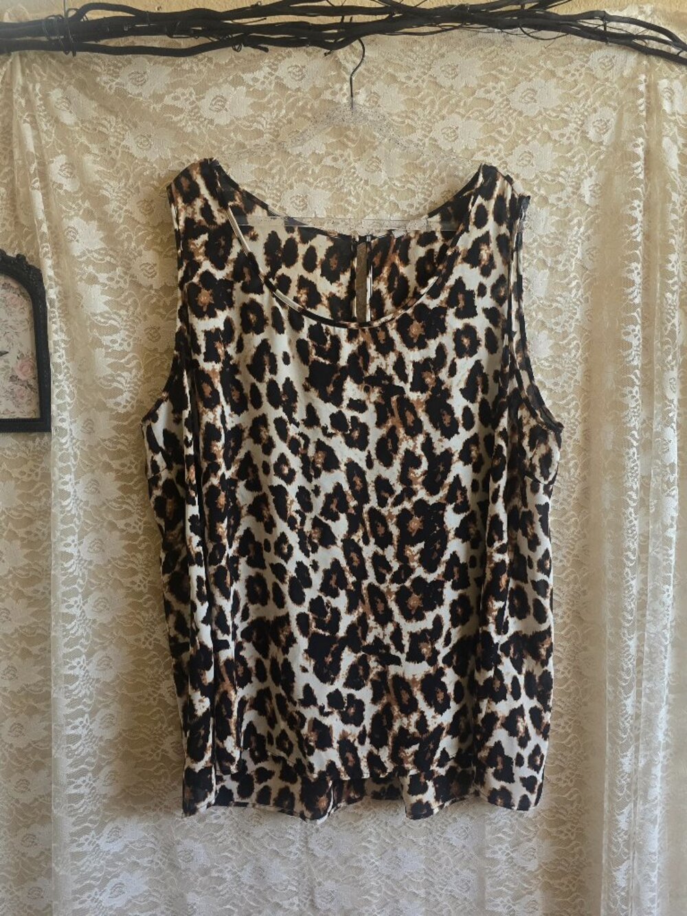 Pleione 2x - Women's sleeveless Top - Cheetah Print - Animal Print - Mob Wife